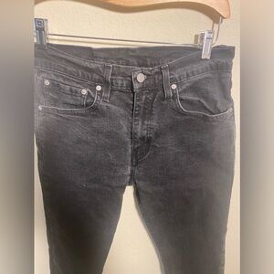 512 Levi’s 31x30. Black